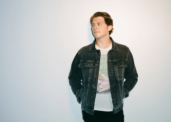 Review: Hit Songwriter Matt Roy Launches His Own Career With the Very Powerful ‘Wildflower’ EP